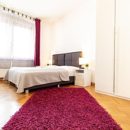 Apartment Mandlgasse I Contactless Check-In Vienna Exterior photo